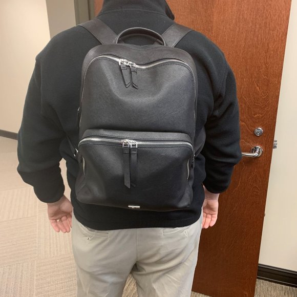 tumi hudson backpack